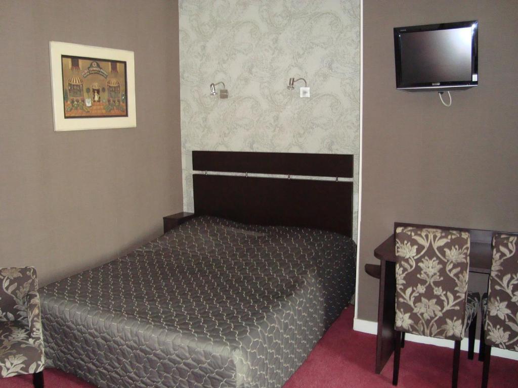 Hotel De La Croix D'Or Avranches Zimmer foto